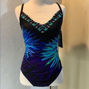 Burst V-neck One Piece Swimsuit